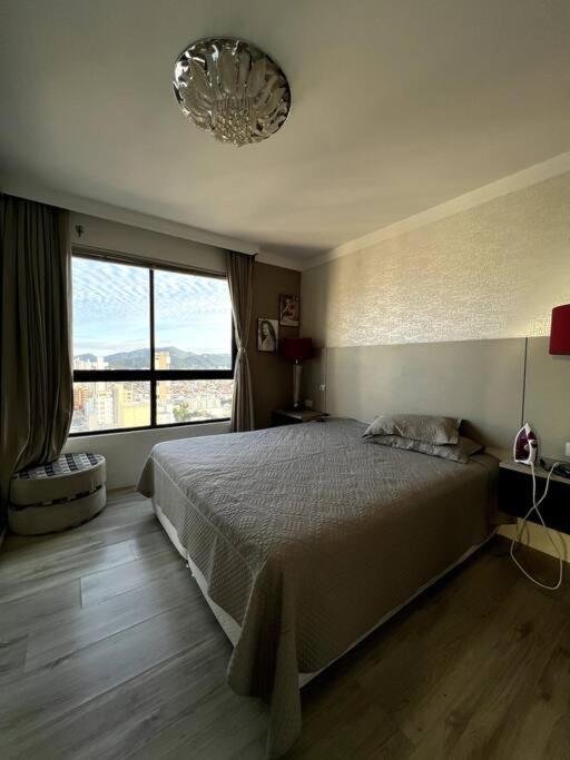 Apartamento No Centro, Com Vista Mar E Cristo Luz Balneário Camboriú Esterno foto
