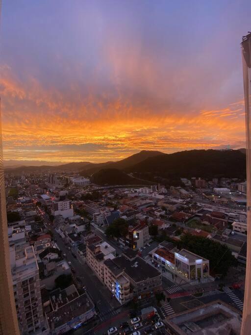 Apartamento No Centro, Com Vista Mar E Cristo Luz Balneário Camboriú Esterno foto