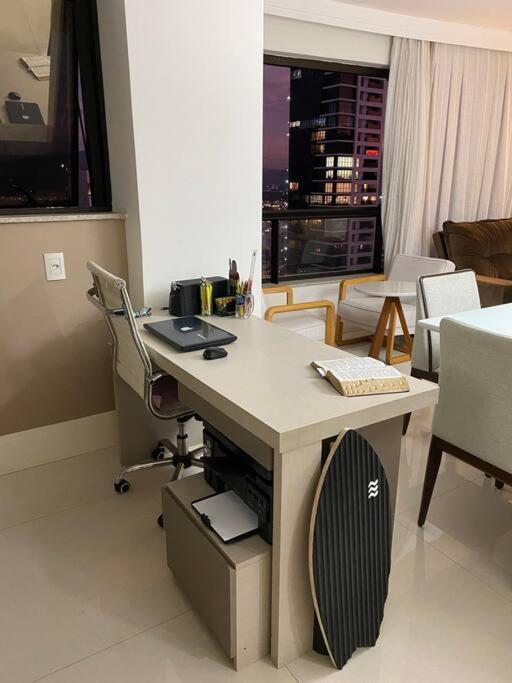 Apartamento No Centro, Com Vista Mar E Cristo Luz Balneário Camboriú Esterno foto